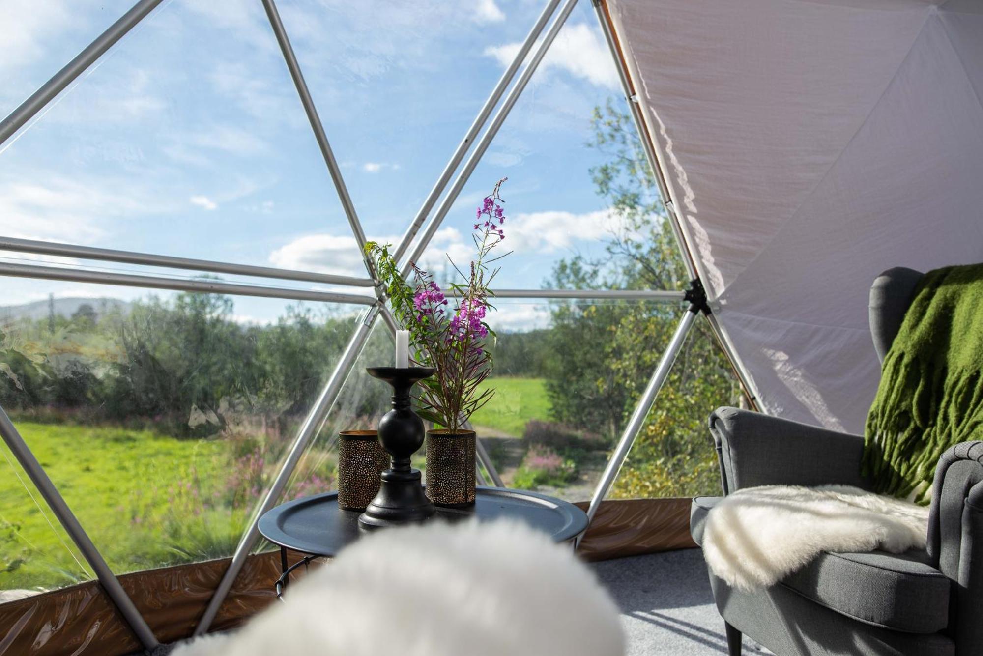 Aera - Glass Lodge
